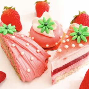 Strawberry Desserts for May | 5月はイチゴのデザート🍓